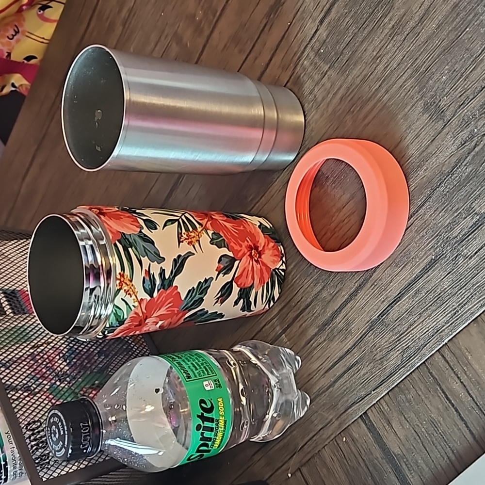 Bottle or can holder Never Used